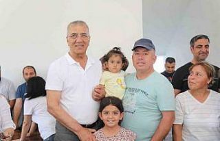 Tarhan’dan bayramlaşma töreninde sözleşme sürprizi