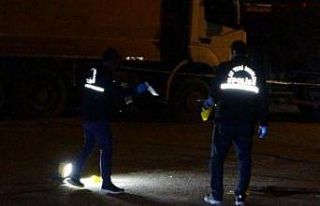 Tartıştığı husumetlisini vurdu