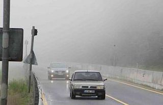 Tatilcilere Bolu Dağı’nda sis sürprizi