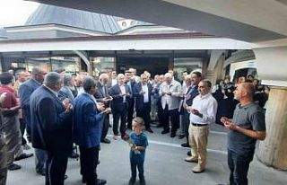 Tatvan’da hacı adayları kutsal topraklara uğurlandı