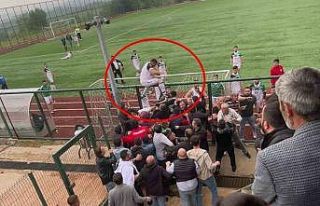 Tellere çıkan futbolcu, çivili kramponla taraftara...