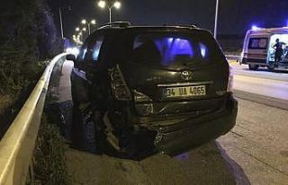 TEM’de kaza: Aynı otomobilden 8 yaralı çıktı