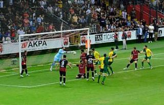 TFF 2. Lig play-off 3. tur: 24Erzincanspor: 2 - Şanlıurfaspor:...