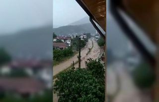 Tokat’ta sağanak yağış gölü taşırdı