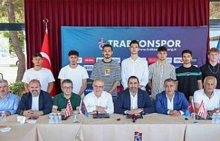 Trabzonspor’dan Akçaabat Sebat Gençlik’e gençlik...