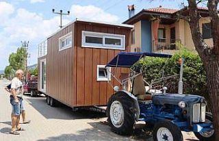 Traktör ile Almanya’ya gidecekler