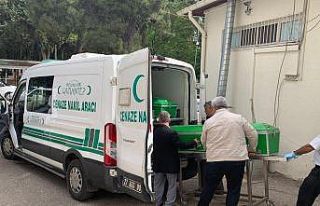 Traktör kazasında ölenlerin cenazeleri ailelerine...