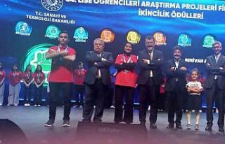 TÜBİTAK yarışmasında Erzurum’u gururlandırdılar