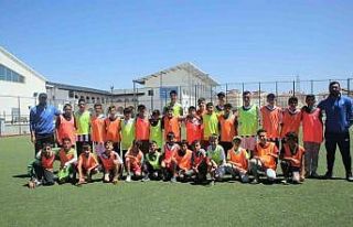 Tuşba Belediyesi 17 branşta yaz kursu açıyor