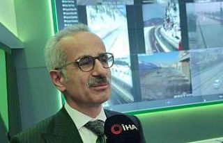 Ulaştırma ve Altyapı Bakanı Abdulkadir Uraloğlu...