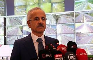 Ulaştırma ve Altyapı Bakanı Uraloğlu, bayram...