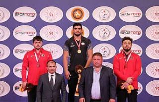 Uluslararası Yaşar Doğu, Vehbi Emre ve Hamit Kaplan...