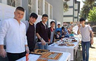 Ünye’de lise öğrencilerden depremzedelere yönelik...