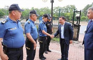 Vali Çiçek’ten İl Emniyet Müdürlüğü’ne...