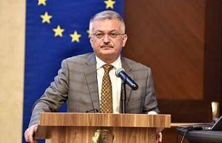 Vali Ersin Yazıcı: “Kadınları her alanda desteklemeye...