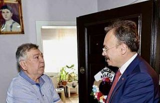 Vali Kızılkaya şehit ailesini yalnız bırakmadı