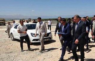 Van Valisi Balcı: “Sahil yolu büyük bir cazibe...