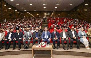 Van’da ‘Merhamet Ocağı Ailemiz’ konferansı...