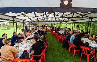 Vanlılar Dünya Kahvaltı Günü’nde bir araya...
