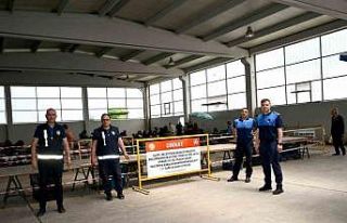 Vatandaşa kötü davranan pazarcının tezgahı kapatıldı