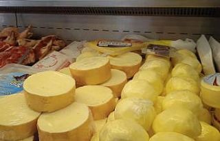 Vatandaşlar şarküterilerde en çok peynir ve zeytin...