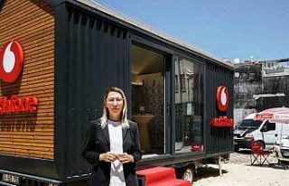 Vodafone’dan afet bölgesine tiny house mağazalar