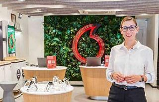 Vodafone’dan yeni nesil mağazalara 200 milyon TL’ye...