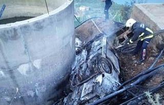 Yanan araç çalıntı çıktı