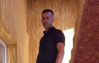 Yangına müdahale ederken yaralanan itfaiye eri hayatını...