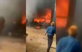 Yemek yaparken evin alt katını yaktı