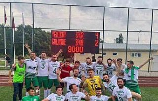 Yeniköyspor şampiyonluğa göz kırptı