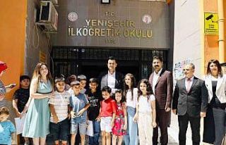 Yenişehir’de öğrencilerin karne sevinci