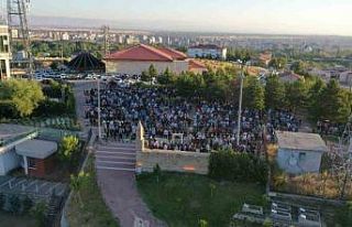 Yeşilyurt Namazgah’ta bayram namazı