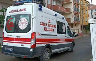 Yolda gördüğü arkadaşıyla önce sohbet etti,...