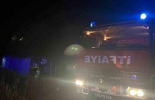 Yoldan çıkan minibüs tarlaya uçtu: 7 kişi yaralandı