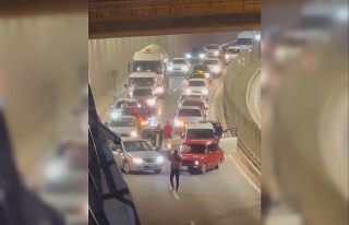 Yolu kapatıp eğlence yapmışlardı: 8 araca ceza...