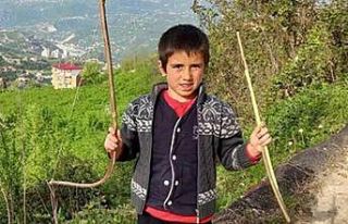 Yorgun mermiden ağır yaralanan 9 yaşındaki çocuk...
