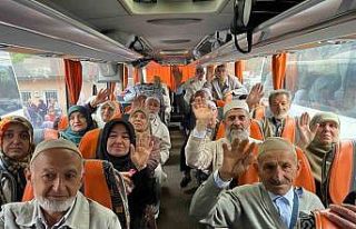 Yozgat’ta 150 hacı adayı dualarla kutsal topraklara...