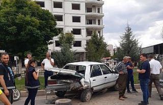 Zincirleme trafik kazasında 4 kişi yaralandı