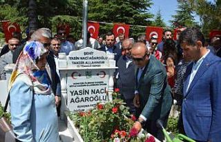 15 Temmuz Şehidi Ağaroğlu mezarı başında anıldı
