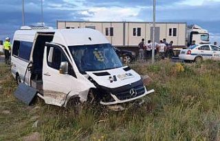 21 kişinin yaralandığı kaza kamerada