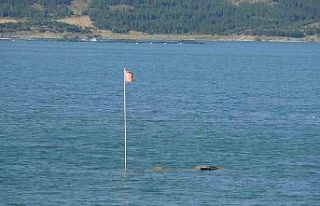 2 yıl önce yürünebilen yerde şimdi balık avlanıyor