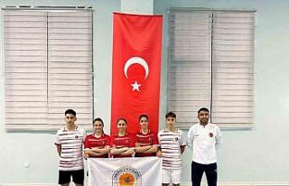 30 günde 5 şampiyonadan 24 madalya kazandılar