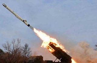 ABD denizaltısı Güney Kore’ye demirledi, Kuzey...