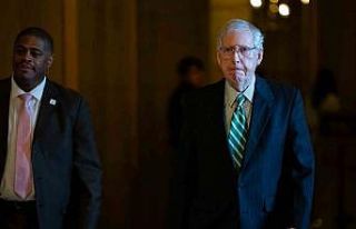 ABD’li Senatör konuşması sırasında 21 saniye...