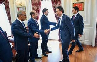 Adalet Bakanı Tunç, Bakanlık personeliyle bayramlaştı