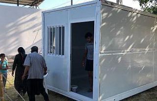 Adana Kozan’da 5.5’lik deprem sonrası konteynerler...