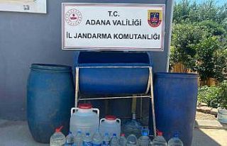 Adana’da bin 50 litre sahte içki ele geçirildi