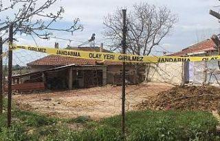 Aile katliamı davasında tutuklu sanığına 4 kez...