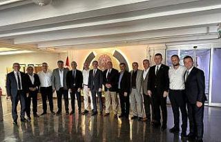 AK Parti heyetinden Altınkayık’a ziyaret